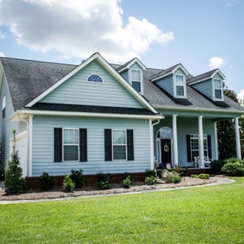 Facaderens af hus med ren facade